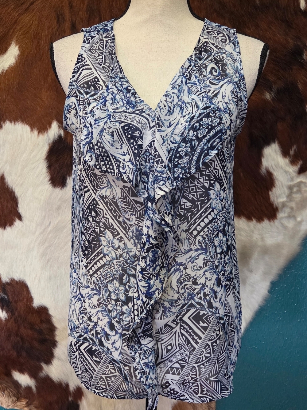 Cato Blue & White V-Neck Ruffle Print Camisole
